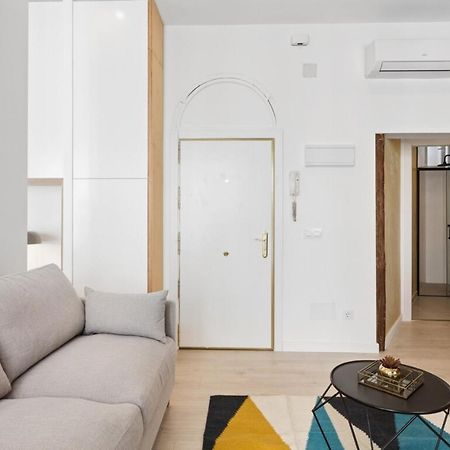 Modern 1 Bedroom Apartment Near Lavapies Madrid Eksteriør billede
