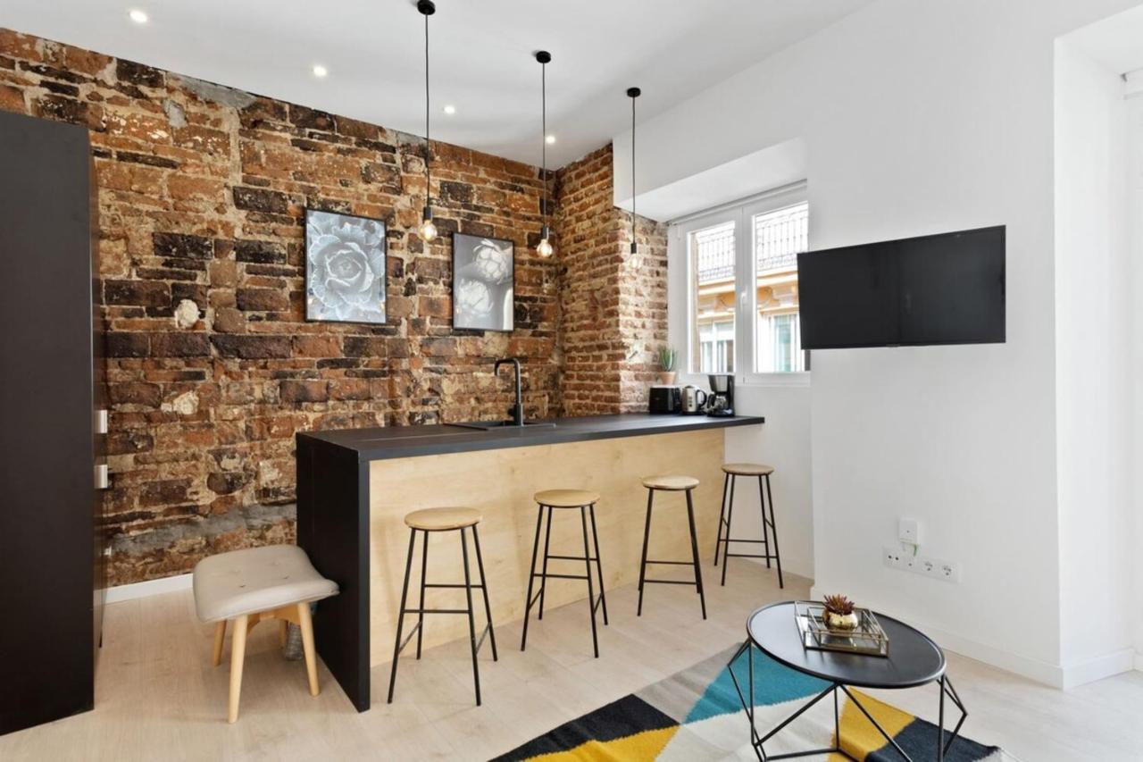 Modern 1 Bedroom Apartment Near Lavapies Madrid Eksteriør billede