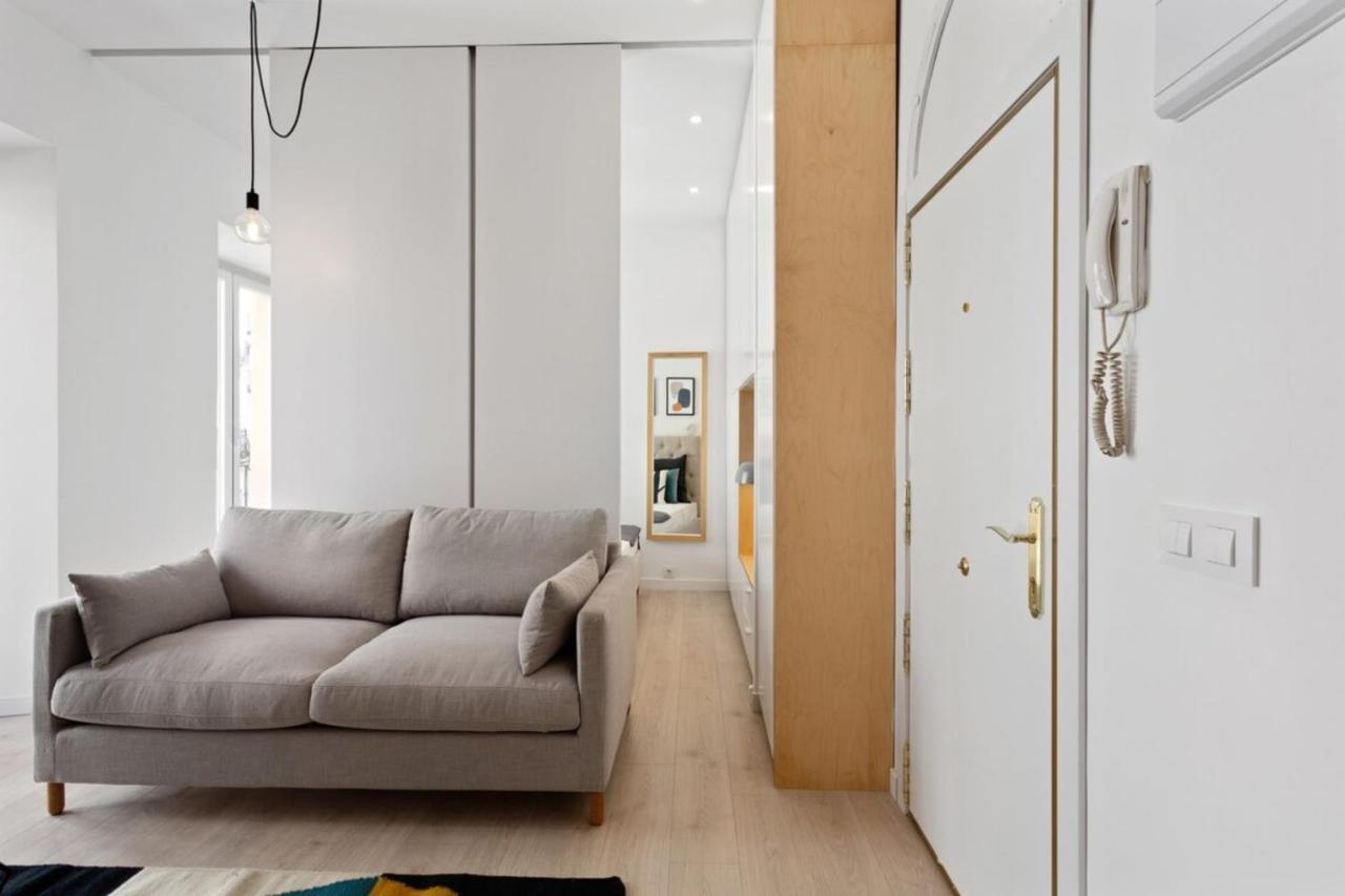 Modern 1 Bedroom Apartment Near Lavapies Madrid Eksteriør billede