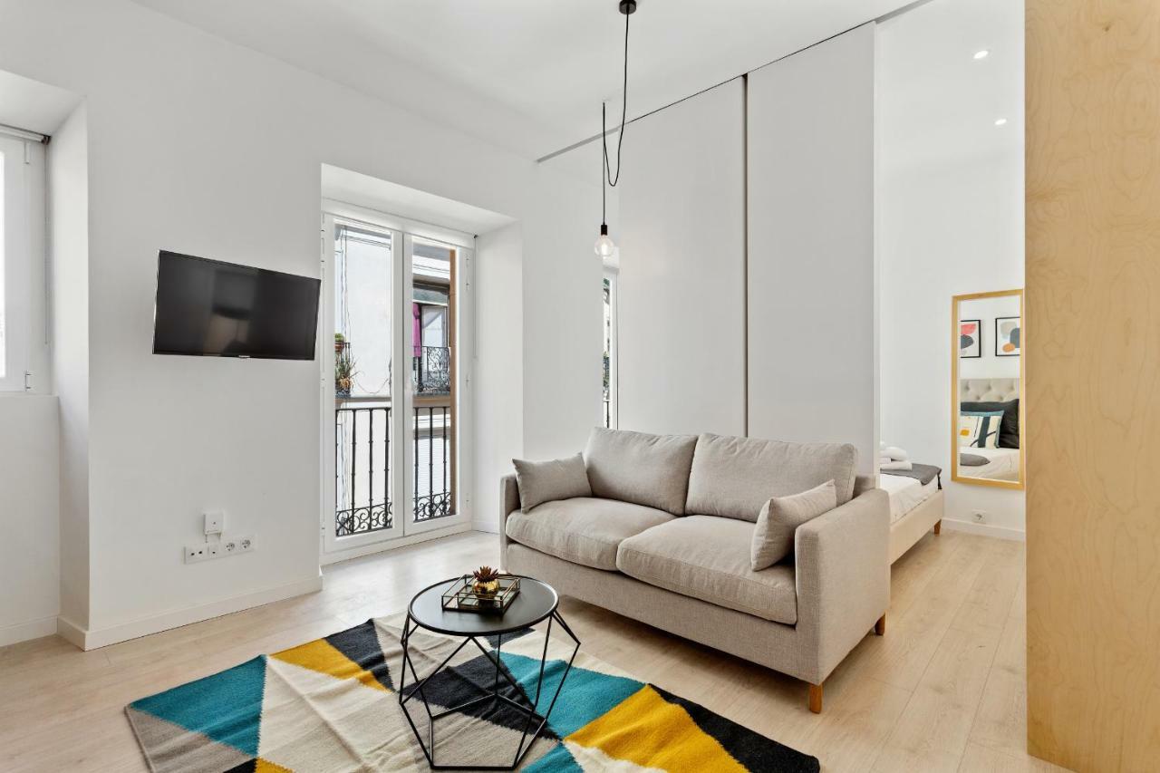 Modern 1 Bedroom Apartment Near Lavapies Madrid Eksteriør billede